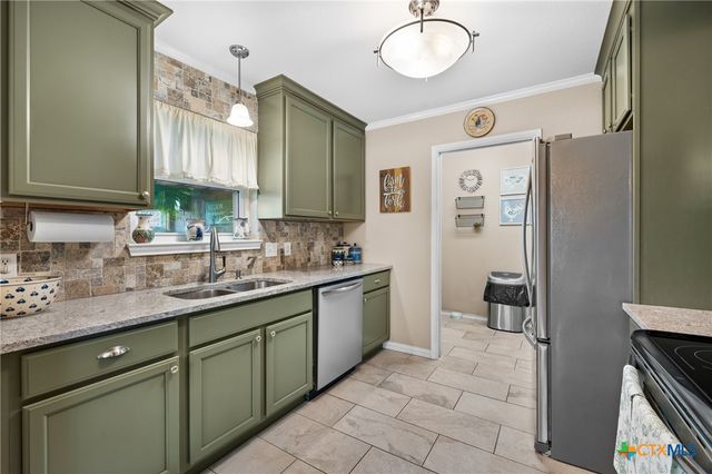 6990 Stringtown Spur, Rogers, TX 76569