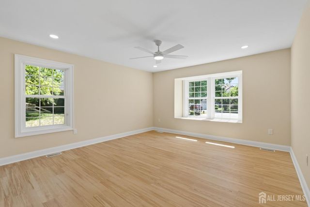 3-A Surrey Court, Monroe, NJ 08831