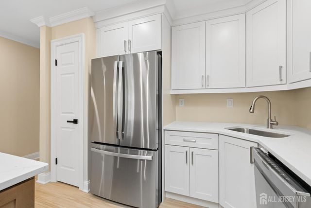 3-A Surrey Court, Monroe, NJ 08831