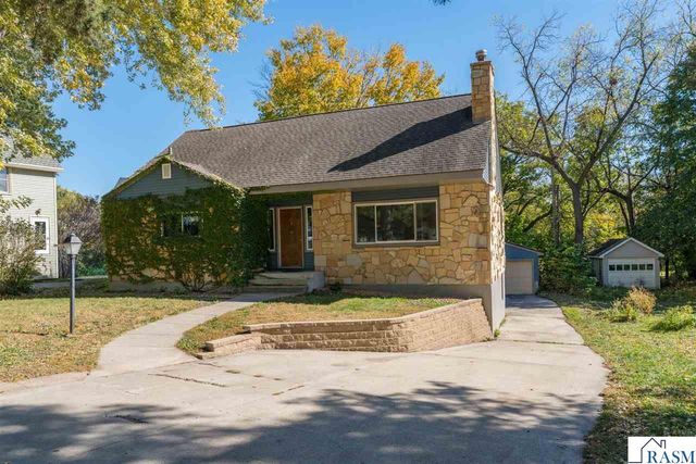 7 Dellview Lane, Mankato, MN 56001
