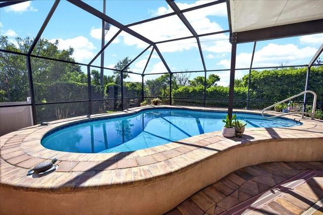 6 BEACHSIDE DRIVE, Palm Coast, FL 32137