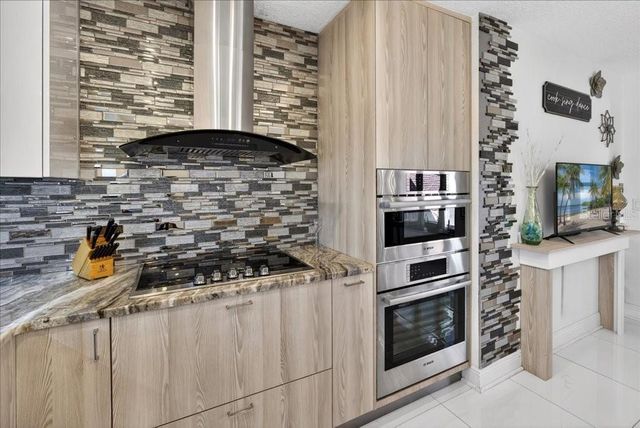 6 BEACHSIDE DRIVE, Palm Coast, FL 32137