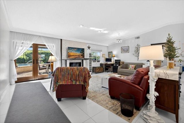 6 BEACHSIDE DRIVE, Palm Coast, FL 32137