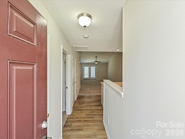 2013 Pin Oak Place, Cramerton, NC 28032