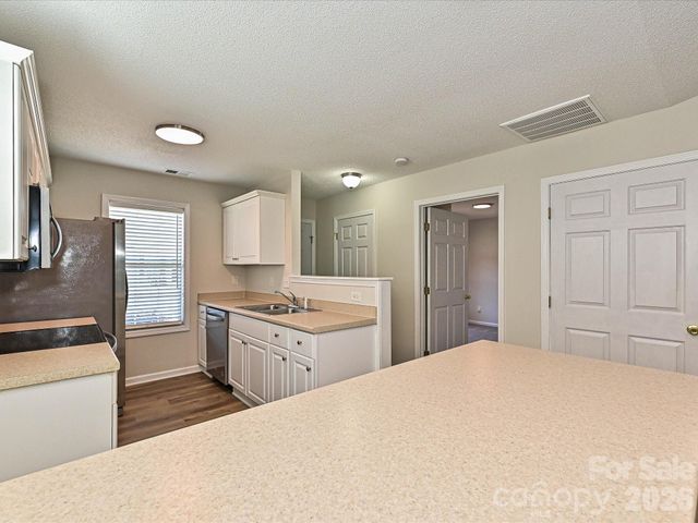2013 Pin Oak Place, Cramerton, NC 28032