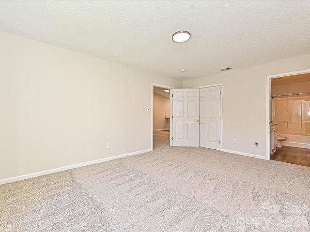 2013 Pin Oak Place, Cramerton, NC 28032
