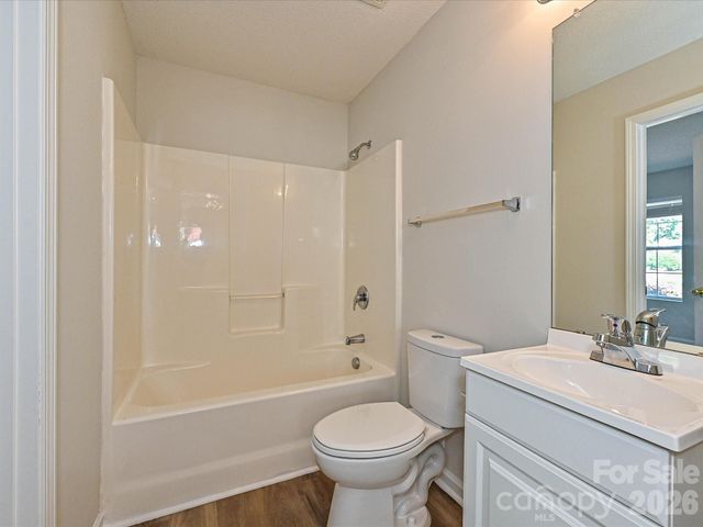 2013 Pin Oak Place, Cramerton, NC 28032