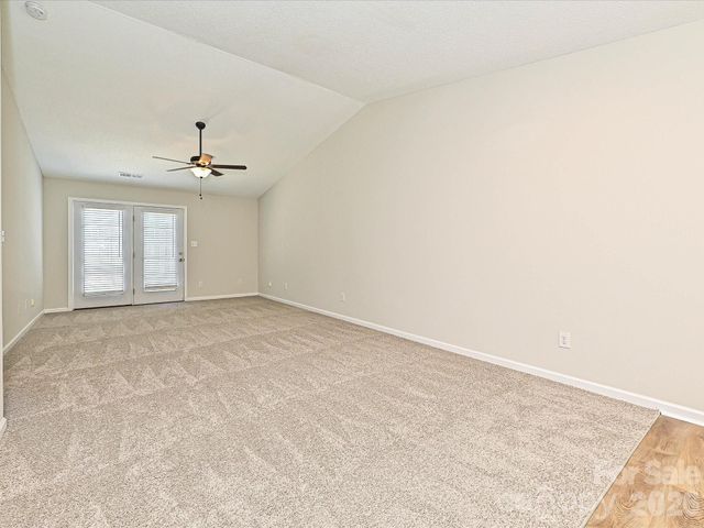 2013 Pin Oak Place, Cramerton, NC 28032