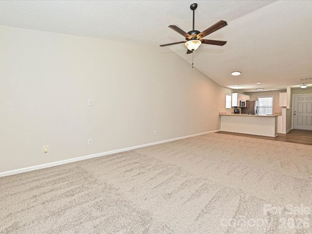 2013 Pin Oak Place, Cramerton, NC 28032