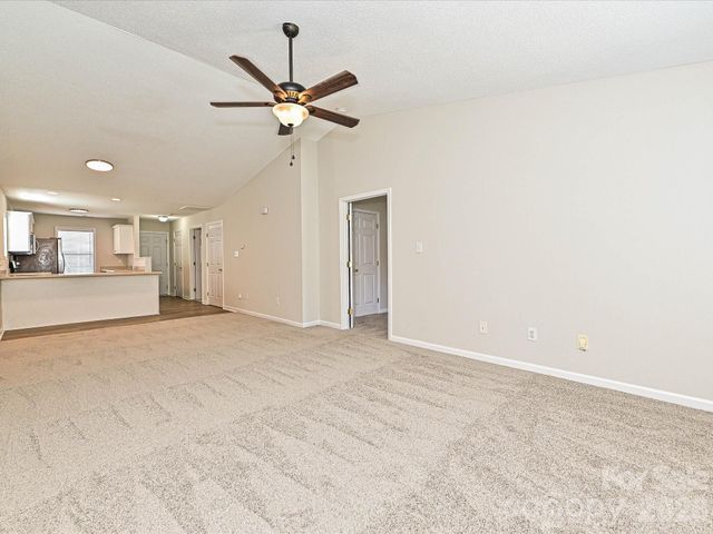 2013 Pin Oak Place, Cramerton, NC 28032