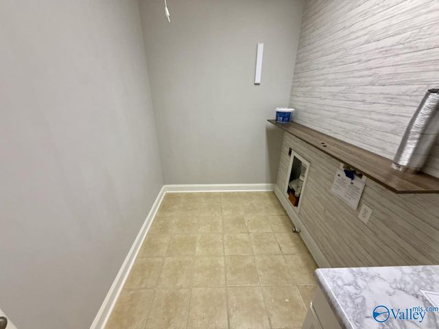 2700 Cobble Drive SE, Owens Cross Roads, AL 35763