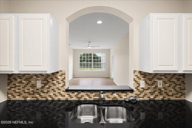 10550 BAYMEADOWS Road 924, Jacksonville, FL 32256