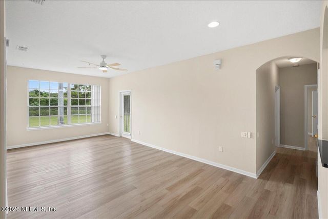 10550 BAYMEADOWS Road 924, Jacksonville, FL 32256