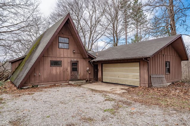 1235 N Wilson Lake Road, Columbia City, IN 46725