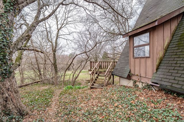 1235 N Wilson Lake Road, Columbia City, IN 46725