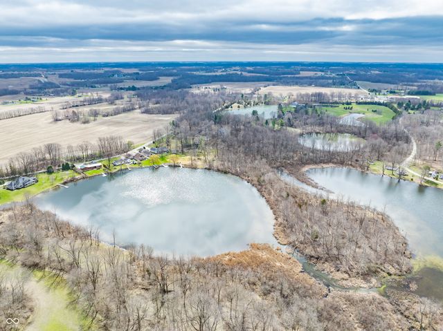 1235 N Wilson Lake Road, Columbia City, IN 46725