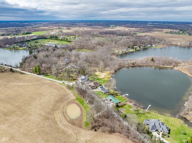 1235 N Wilson Lake Road, Columbia City, IN 46725