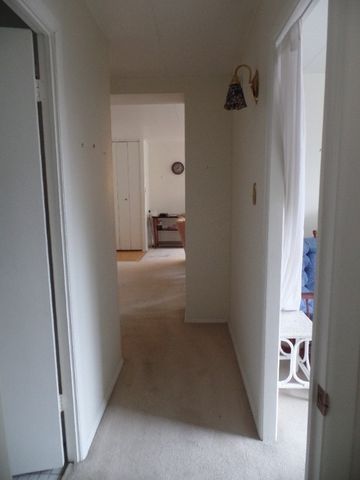 1150 Bower Hill Rd. 501B, Mt Lebanon, PA 15243