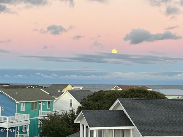 130 Heather Lane, Kure Beach, NC 28449