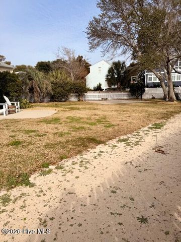 130 Heather Lane, Kure Beach, NC 28449