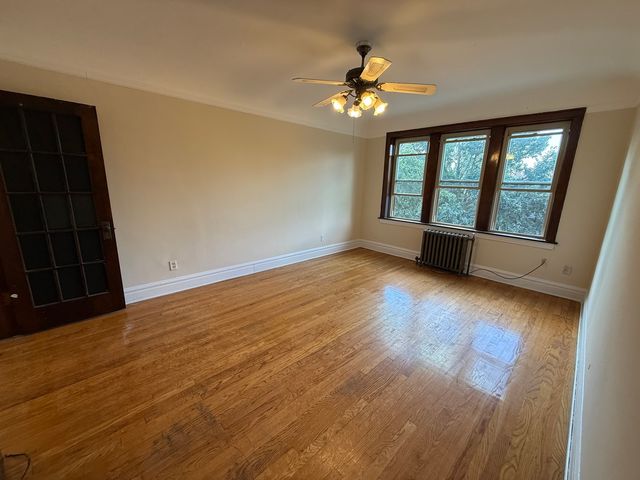 3146 Harlem Avenue 2D, Riverside, IL 60546
