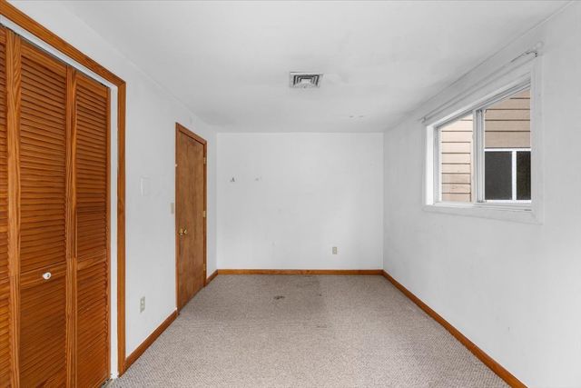 21 Surrey Ln 21, Bourne, MA 02532