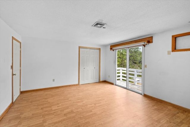 21 Surrey Ln 21, Bourne, MA 02532