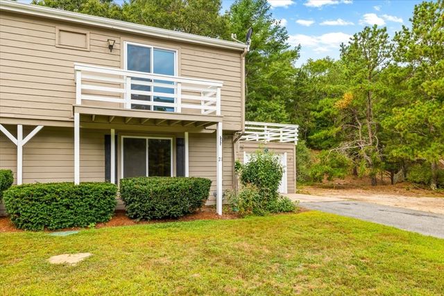 21 Surrey Ln 21, Bourne, MA 02532