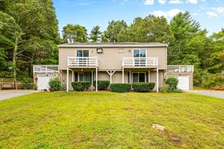 21 Surrey Ln 21, Bourne, MA 02532