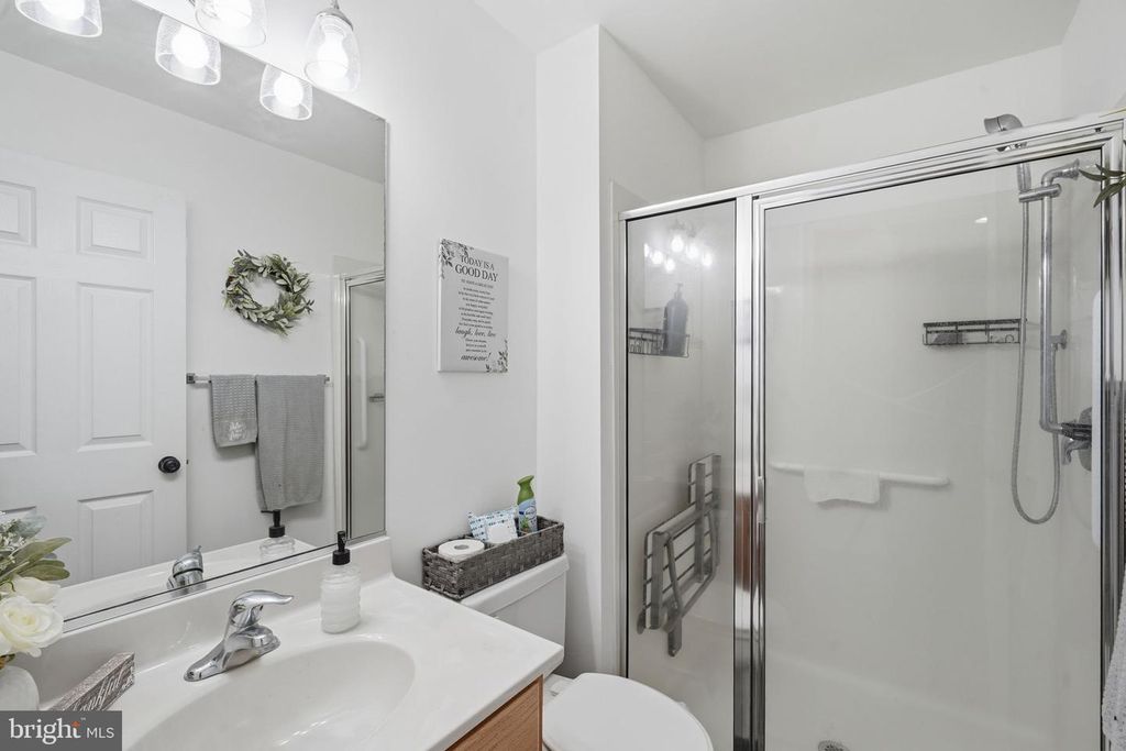 Image 13 of property listing at 103 ELMOR CT, Greensboro, MD 21639