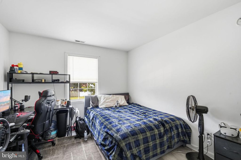 Image 21 of property listing at 103 ELMOR CT, Greensboro, MD 21639