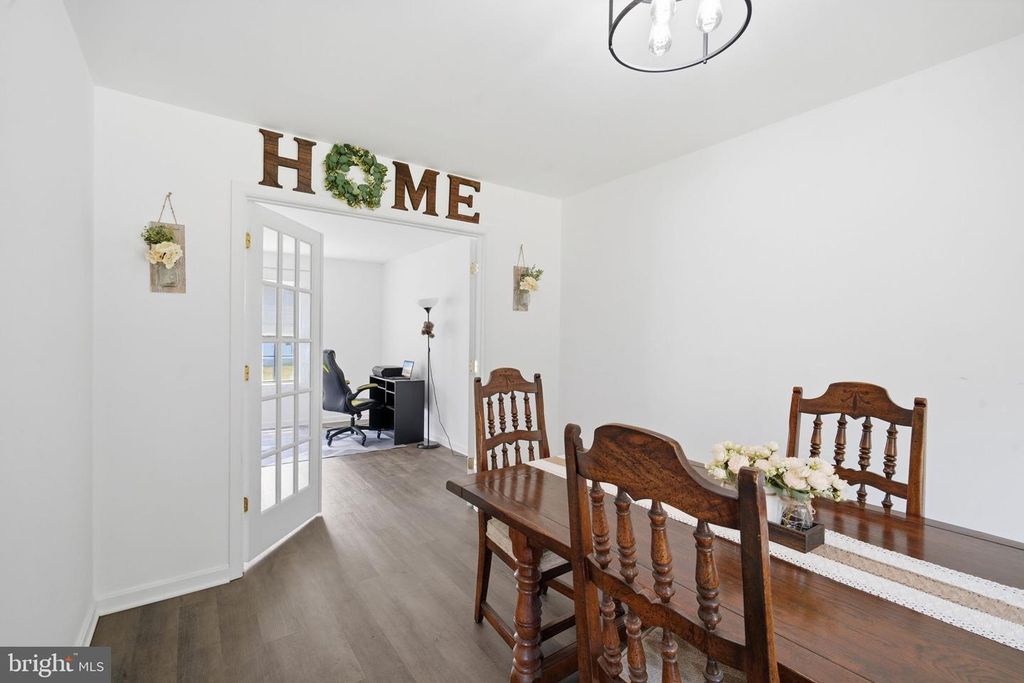Image 30 of property listing at 103 ELMOR CT, Greensboro, MD 21639