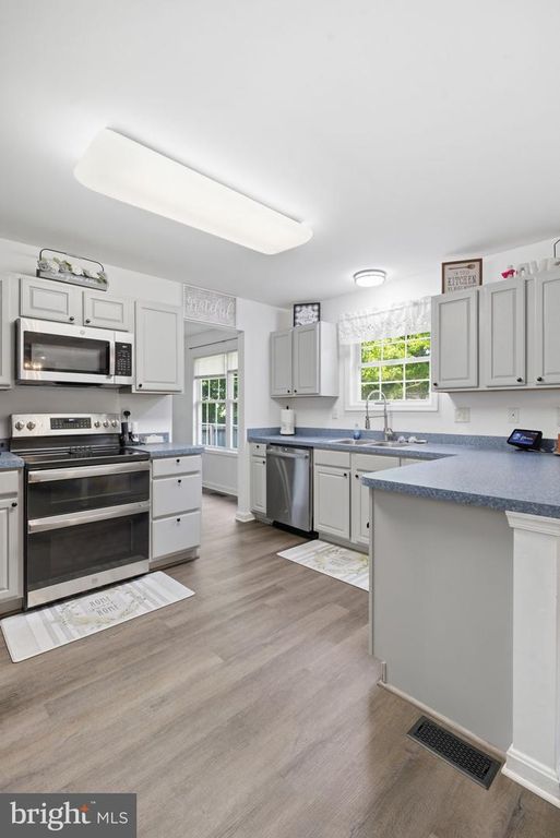 Image 33 of property listing at 103 ELMOR CT, Greensboro, MD 21639
