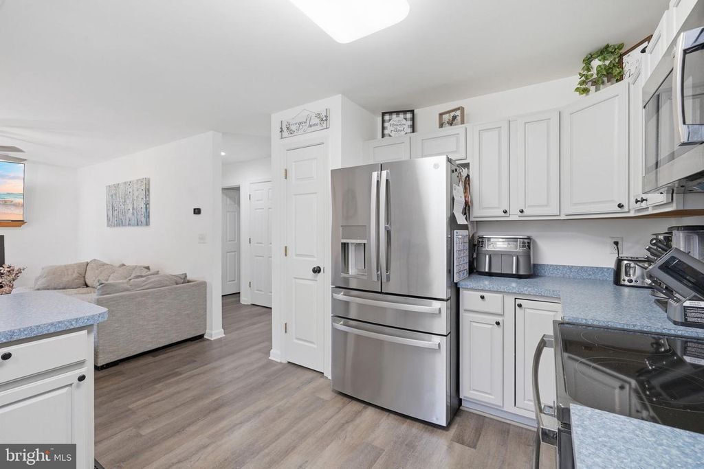Image 34 of property listing at 103 ELMOR CT, Greensboro, MD 21639