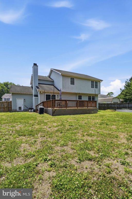 Image 5 of property listing at 103 ELMOR CT, Greensboro, MD 21639