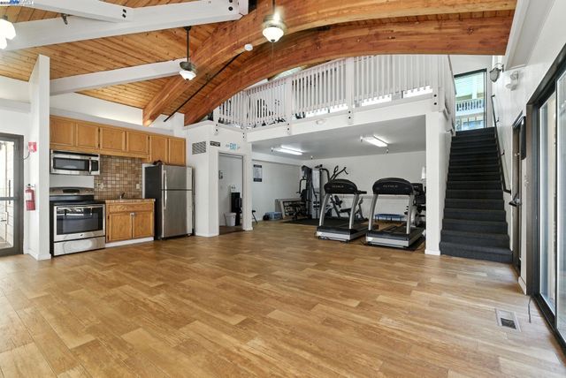 1400 Carpentier St 405, San Leandro, CA 94577