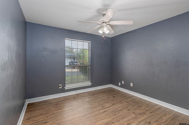 245 Maggie Circle, Flint, TX 75762