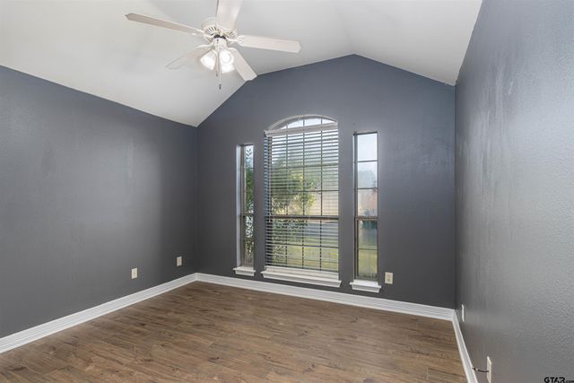 245 Maggie Circle, Flint, TX 75762