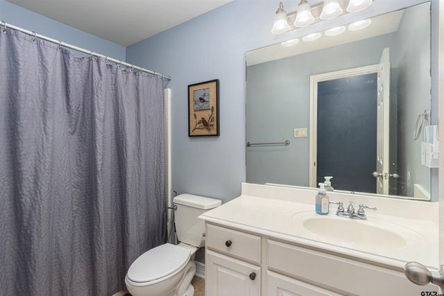 245 Maggie Circle, Flint, TX 75762