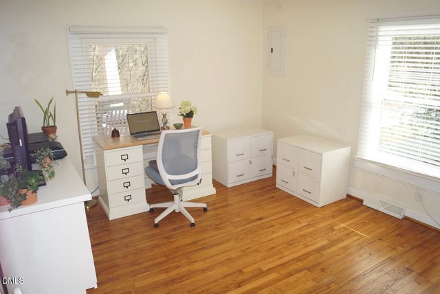 212 S Bellvue Street, Hillsborough, NC 27278