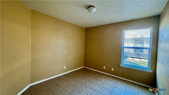 212 Dale Earnhardt Drive B, Harker Heights, TX 76548