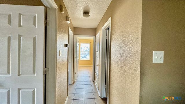 212 Dale Earnhardt Drive B, Harker Heights, TX 76548