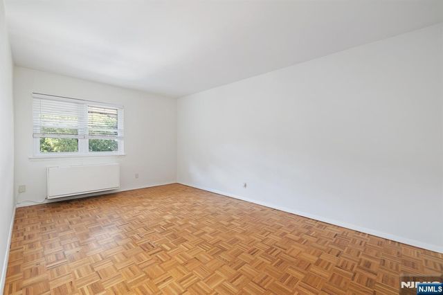 1111 River Road F26, Edgewater, NJ 07020