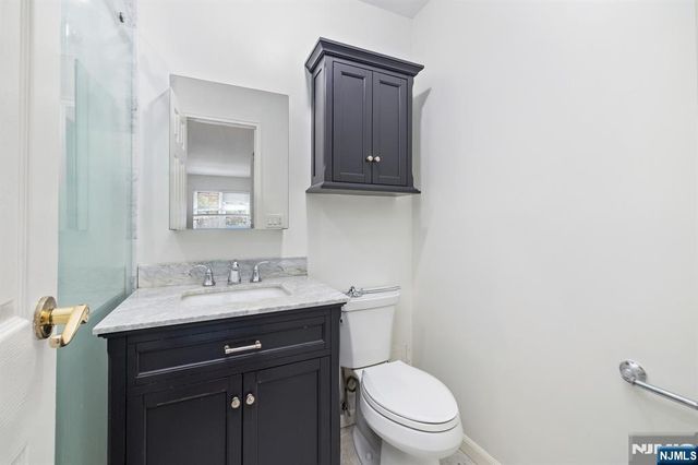 1111 River Road F26, Edgewater, NJ 07020