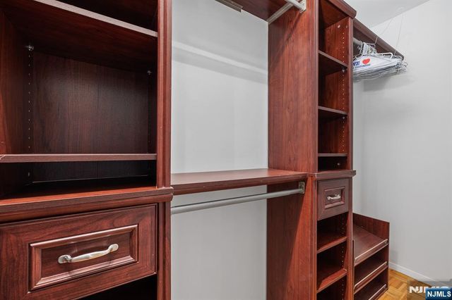 1111 River Road F26, Edgewater, NJ 07020