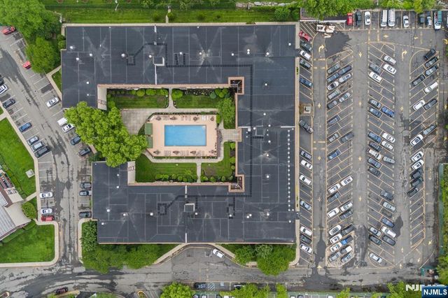 1111 River Road F26, Edgewater, NJ 07020