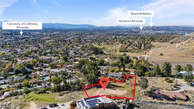2935 Galaxie Heights Road, Riverside, CA 92507