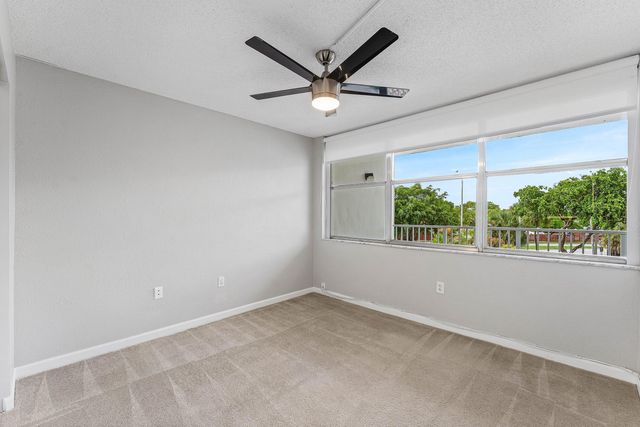 1300 NE Miami Gardens Drive 308E, Miami, FL 33179