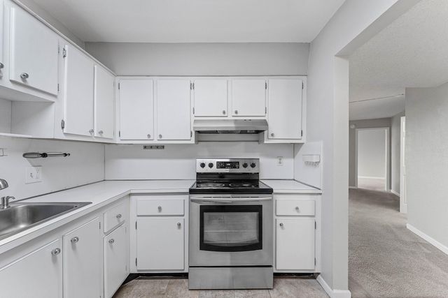 1300 NE Miami Gardens Drive 308E, Miami, FL 33179