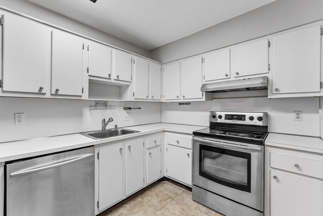 1300 NE Miami Gardens Drive 308E, Miami, FL 33179